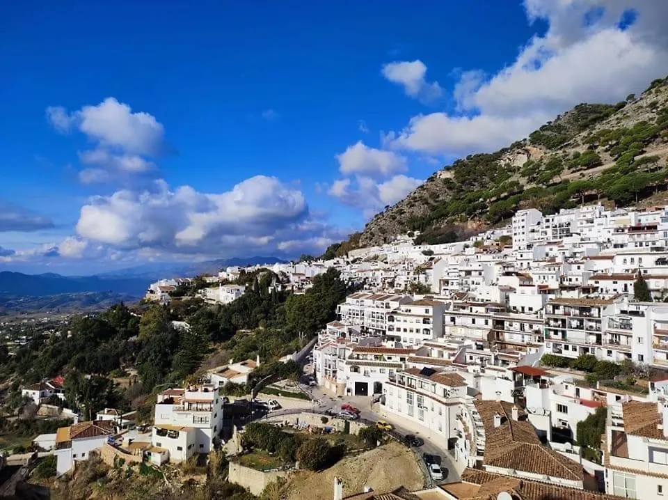 El Paraiso, Apartamento En Mijas Pueblo Con Bonitas Vistas A La Costa Y Con Piscina Apartment